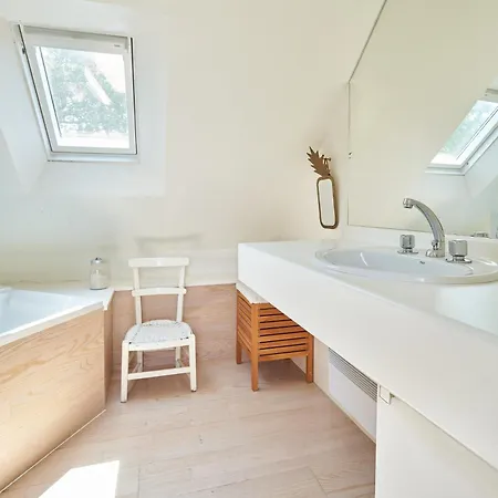 Holiday home Longere De Charme, Mousterlin *